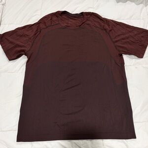 Lululemon Men's Shirt